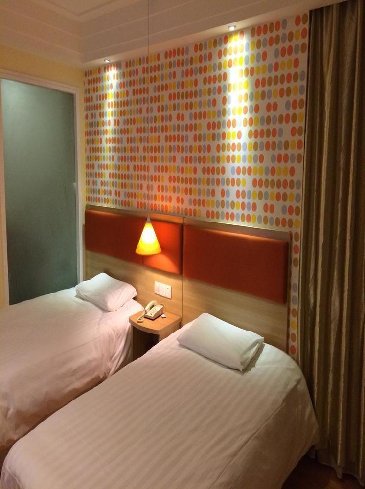 Home Inn Chengdu Kuanzhai Alley New City Square Eksteriør billede