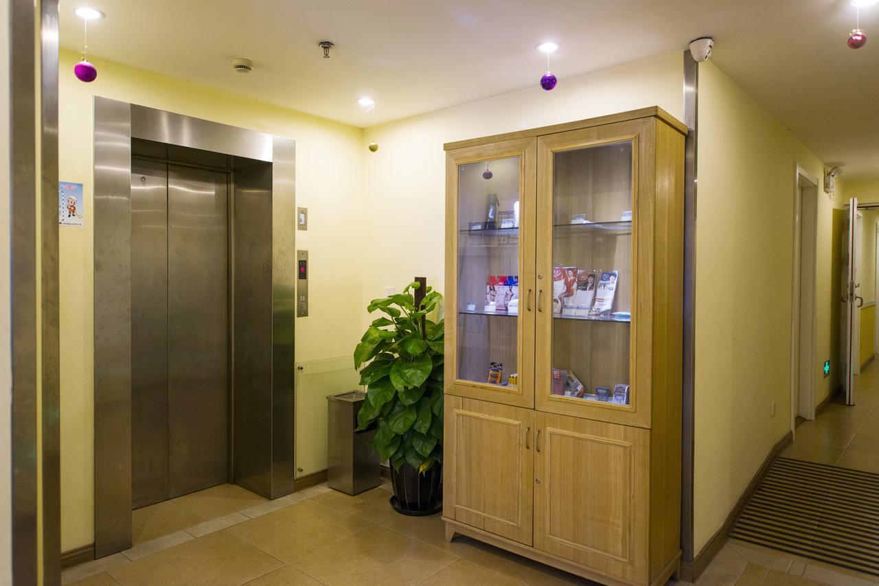Home Inn Chengdu Kuanzhai Alley New City Square Eksteriør billede